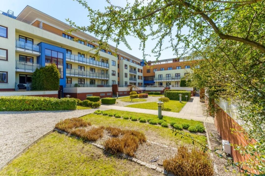 Unique Beige & Gold Apartments Kolberg Exterior foto